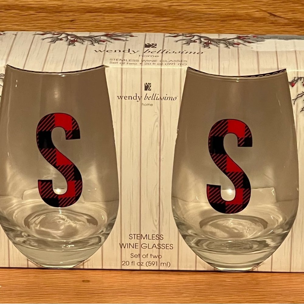 Wendy bellissimo stemless wine glass with S initial